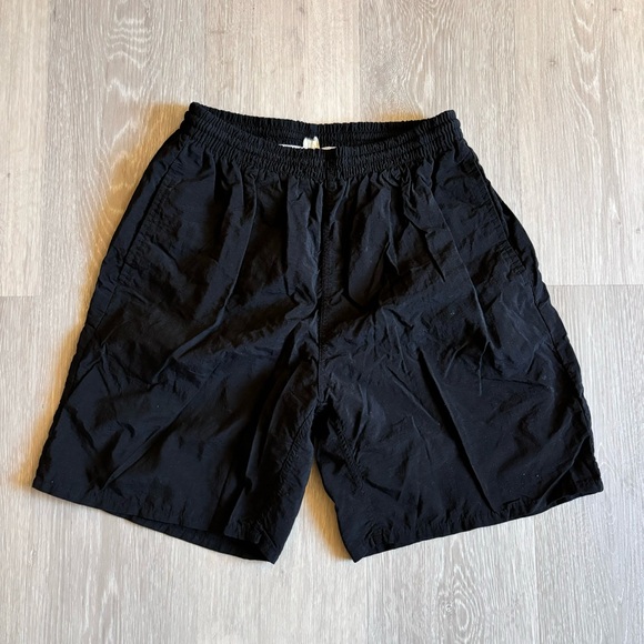 Classic Black Men's Shorts - Picture 1 of 4